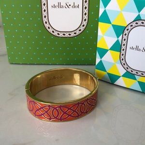 Stella & Dot bangle